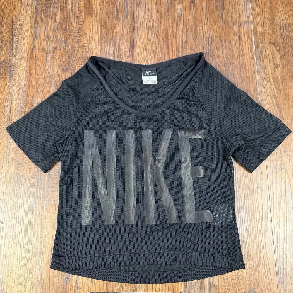 Nike Dri-fit XS black mesh crop top short sleeve athleisure streetwear